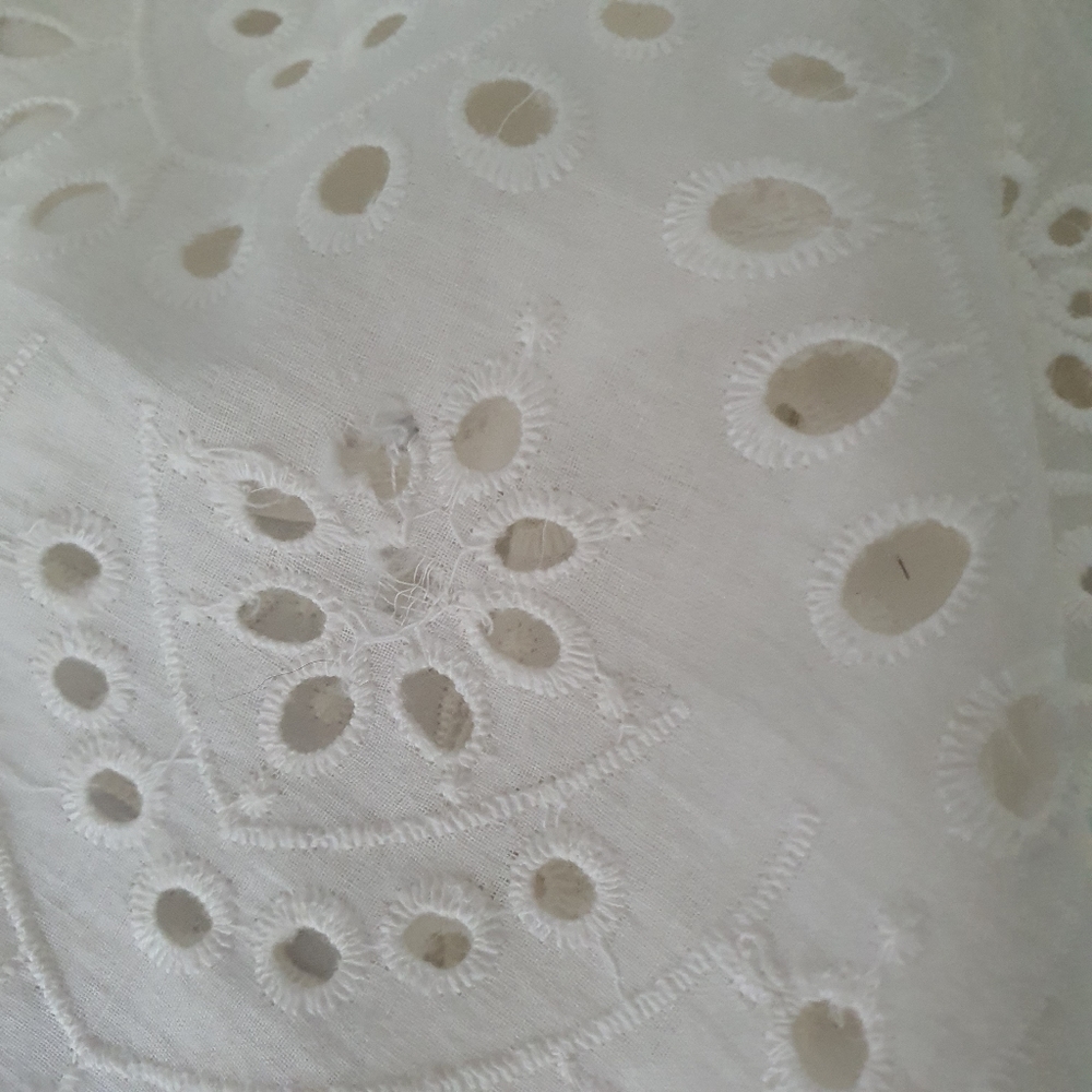 Mia Broderie Anglaise Lined Skirt - Picture 9 of 11